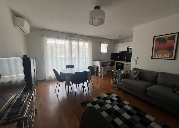 Balcons Du Soleil -conciergerieland *